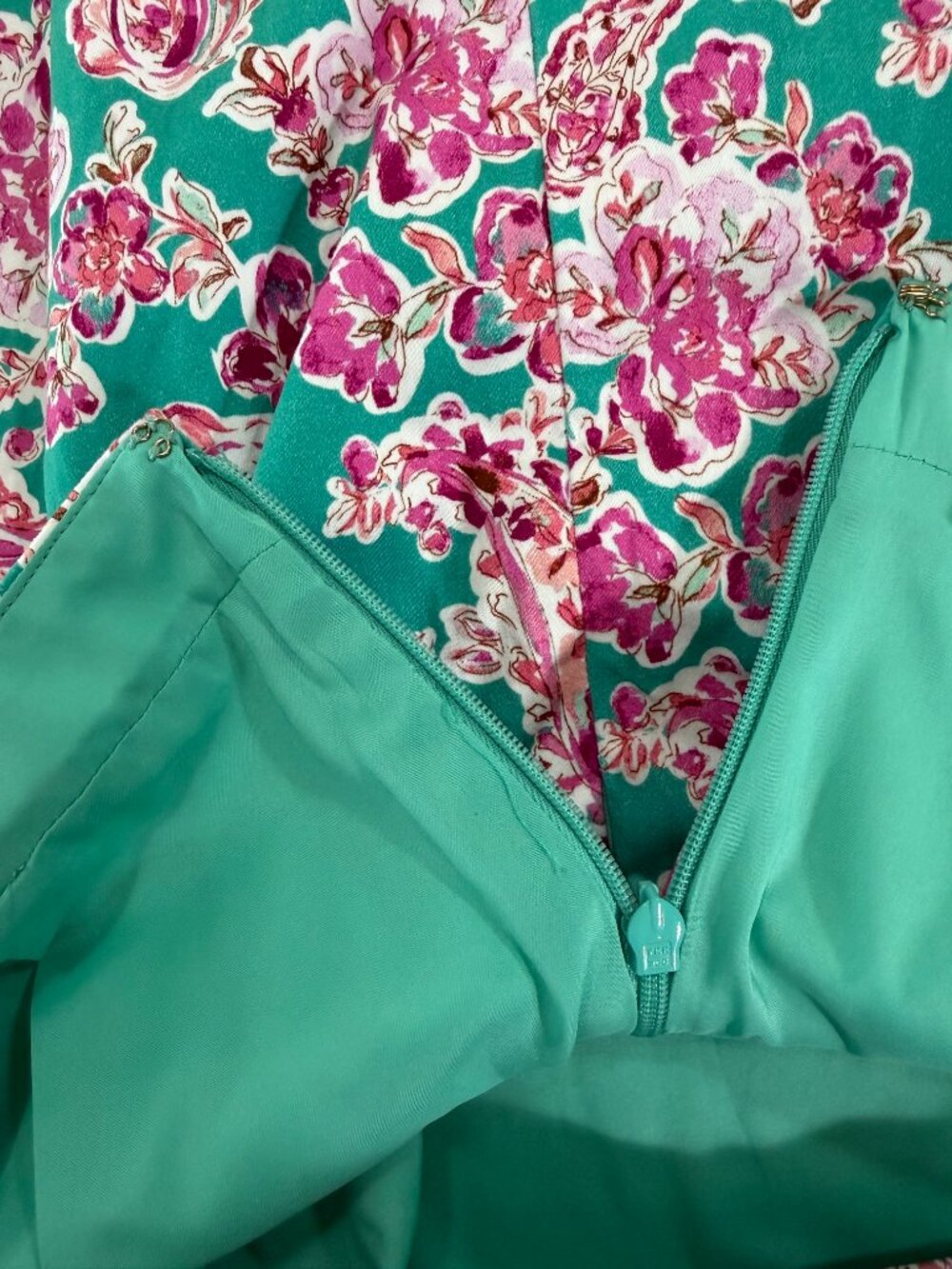 J.Crew Green Paisley Print Pencil Skirt - Picture 4 of 10